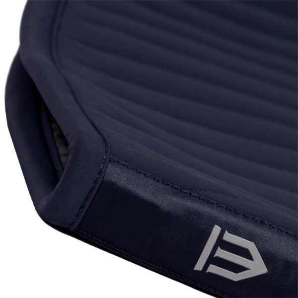 Valtrap Winderen Elegance Space Blue - Jumping