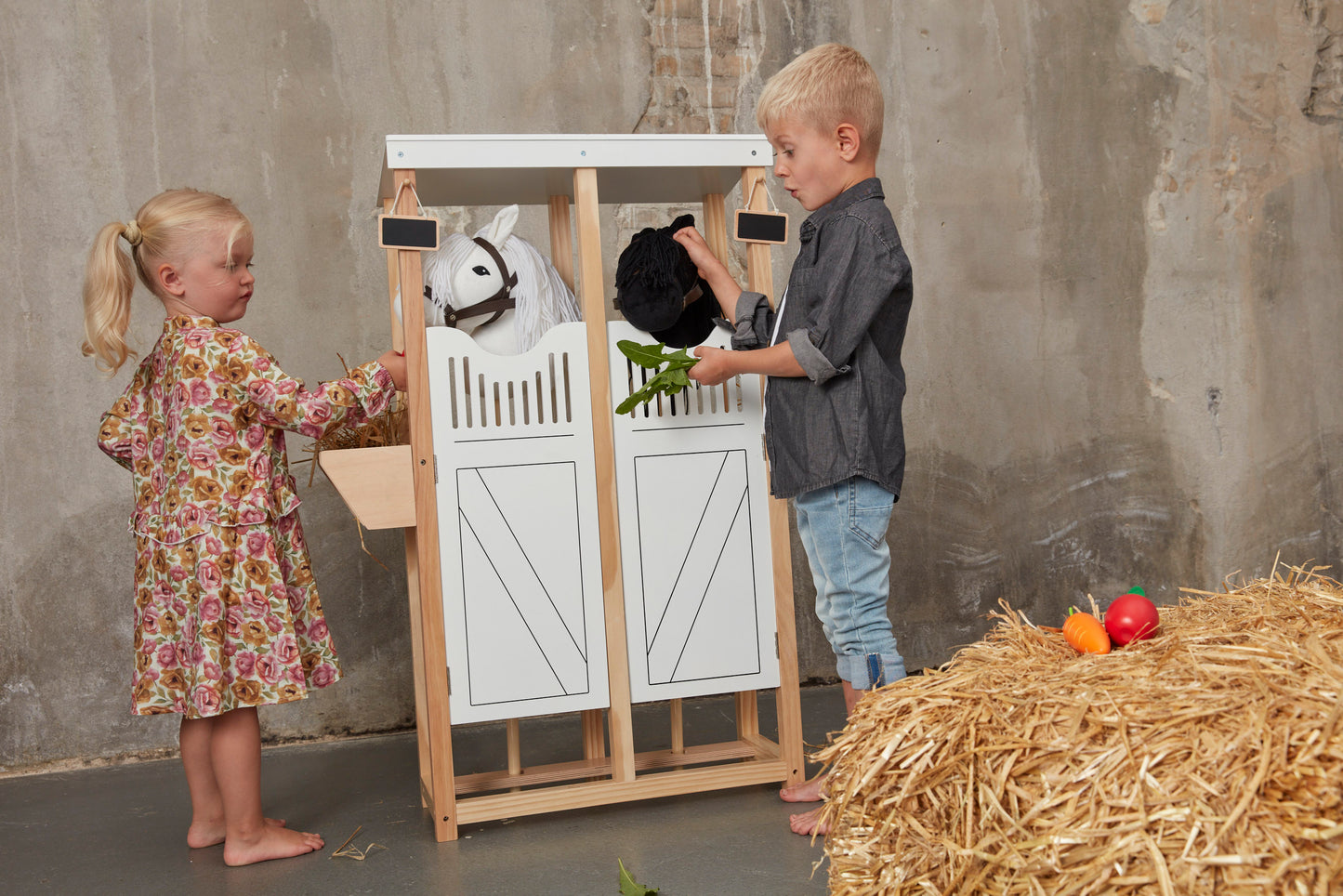 Hobby Horse White