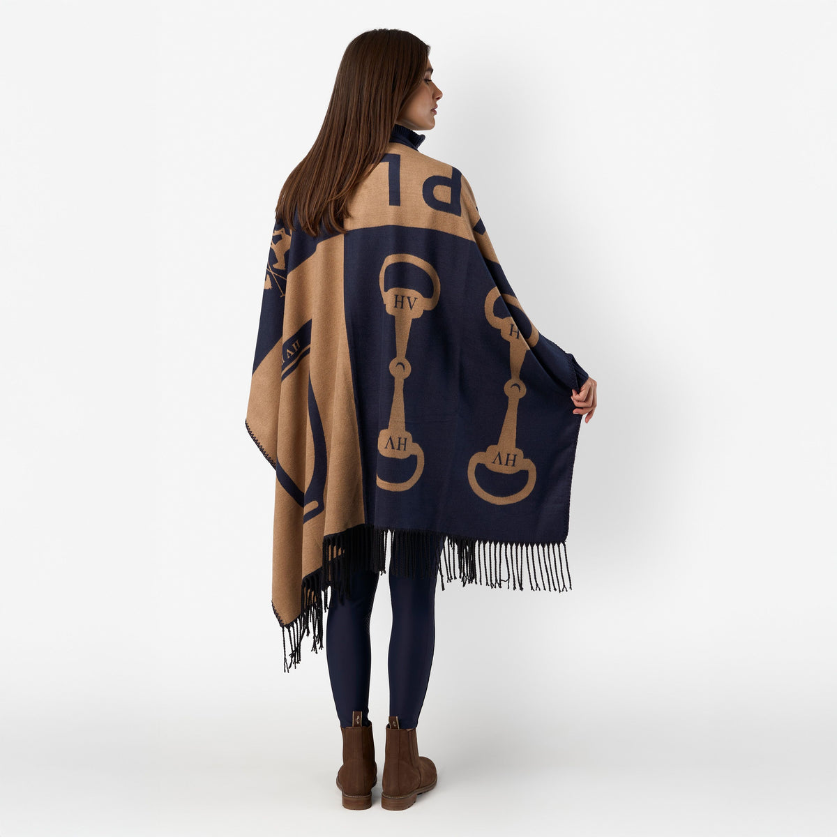 Poncho HVP Nanda
